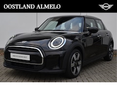 MINI Cooper - Hatchback Essential Automaat / Multifunctioneel stuurwiel / LED / PDC achter / Cruise Cont