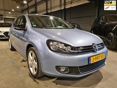 Volkswagen Golf - 1.2 TSI Style - Schuifdak - Clima - Cruise - Navigatie - Stoelverw - Ketting reeds vervang