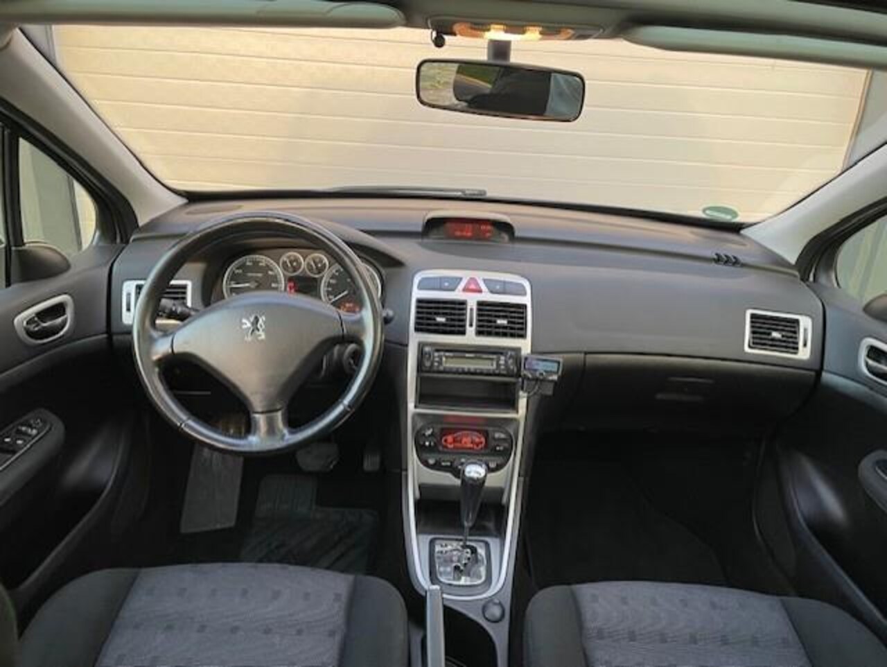 Peugeot 307 SW - 2.0 16V 2.0 16V - AutoWereld.nl