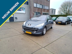 Peugeot 207 - 1.4-16V XS Pack