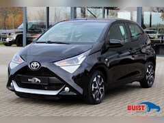 Toyota Aygo - 1.0 VVT-i x-play AUTOMAAT CARPLAY CAMERA 31938KM