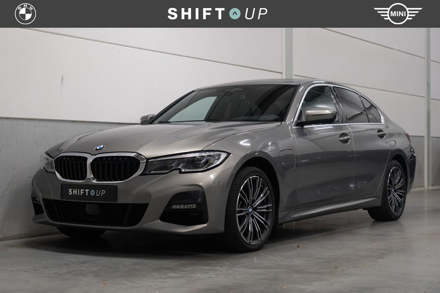 BMW 3-serie - 330e M-Sport | Schuifdak | Head Up | CoPilot | Hifi - AutoWereld.nl