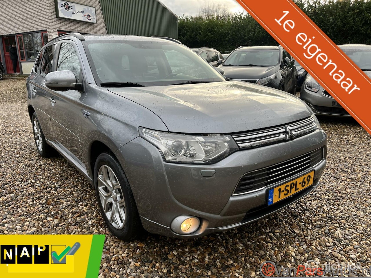 Mitsubishi Outlander - 2.0 PHEV Intense,1e eigenaar - AutoWereld.nl