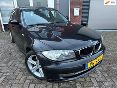 BMW 1-serie - 116i Business Line / 5DRS / Airco / LM / Ketting v.v