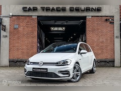 Volkswagen Golf - 1.5 TSI Highline R Line PANO / PDC / ACC