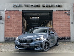 BMW 1-serie - 118i High Executive M-Sport Pano / Trekhaak / Apple Car Play