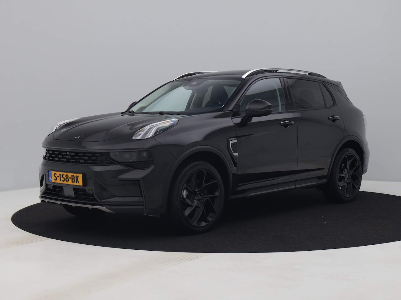 Lynk & Co 01 - 1.5 Plug-in Hybrid | 360° | BLACK | NLD AUTO - AutoWereld.nl