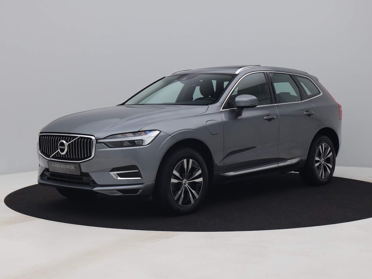 Volvo XC60 - 2.0 Recharge T6 AWD Business Pro | CAMERA | KEYLESS - AutoWereld.nl