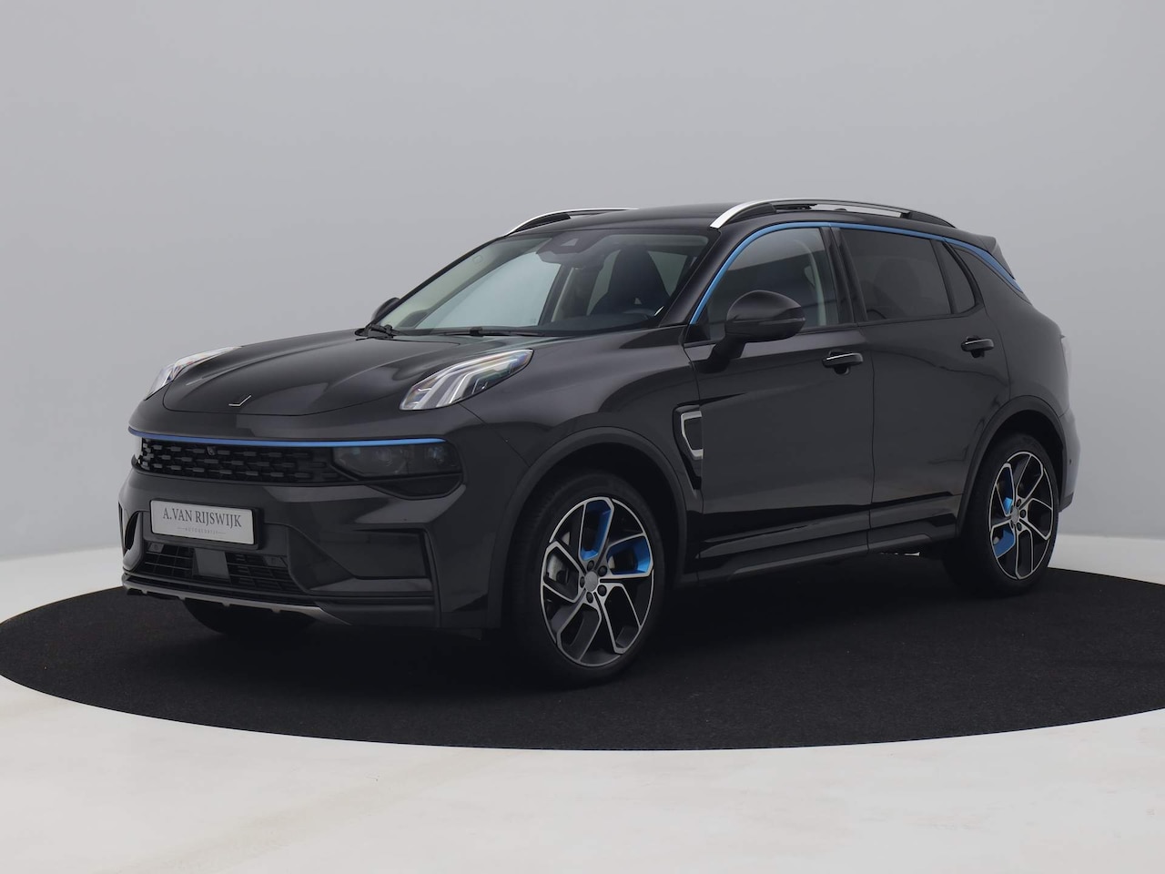 Lynk & Co 01 - 1.5 Plug-in Hybrid | 360° - AutoWereld.nl