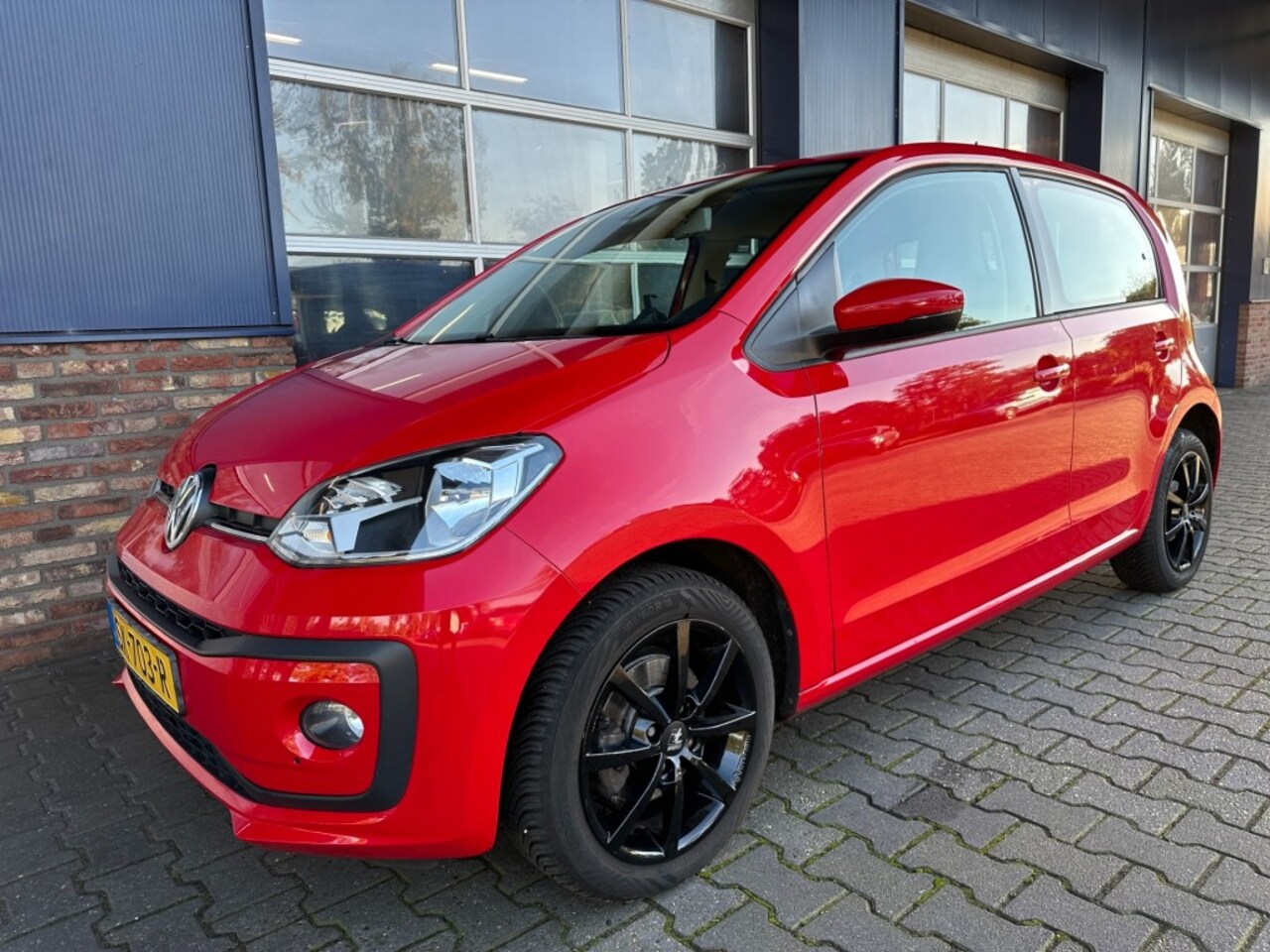 Volkswagen Up! - 1.0 BMT HIGH UP! CLIMA.   ALL.IN. - AutoWereld.nl