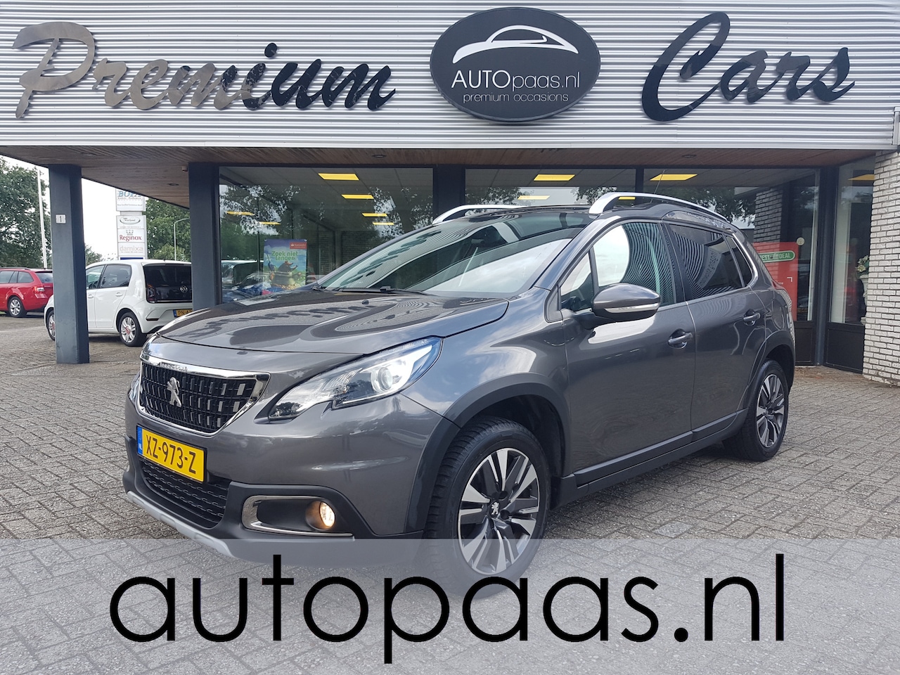 Peugeot 2008 - 1.2 PureTech Allure 1.2 111pk PureTech Allure,PANO,ECC,CRUISE,NAV,TREHKH,LUXE uitvoering,NW distri - AutoWereld.nl