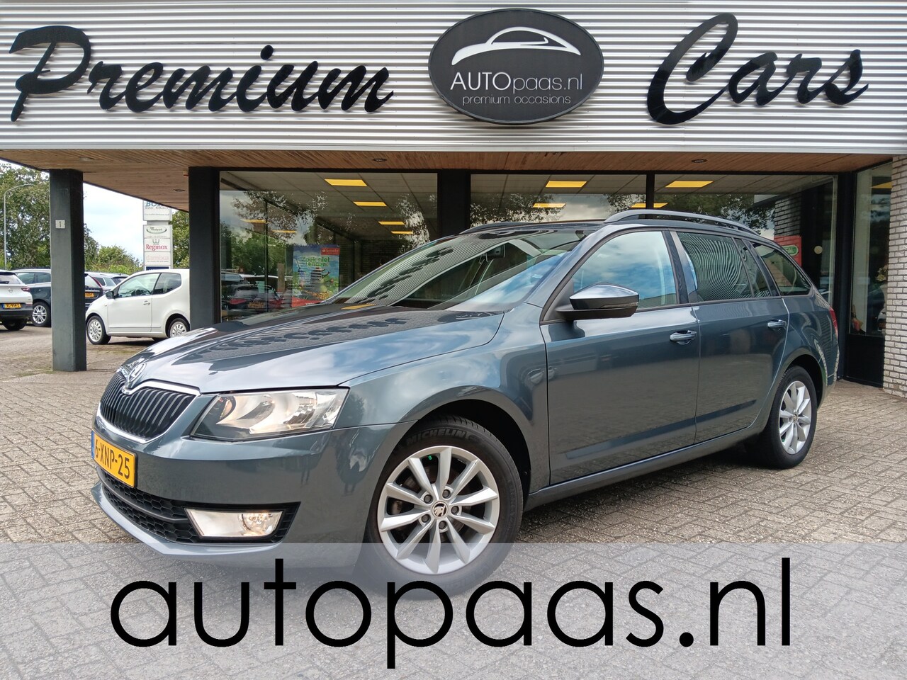 Skoda Octavia Combi - 1.2 TSI Greentech Ambition 1.2 TSI Greentech Ambition,NAV|ECC|CRUISE|TREHK|ZEER NETJES|GARANTIE - AutoWereld.nl