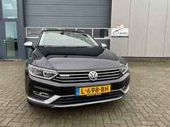 Volkswagen Passat Variant - 2.0 TDI Business Edition R 4Motion Alltrack 190 PK! Climate / Cruise control Etc!