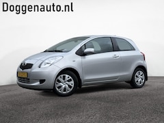 Toyota Yaris - 1.3 VVTi Sol