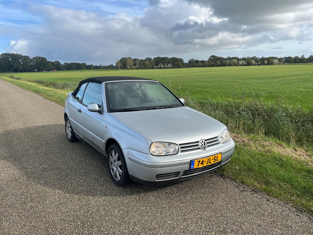 Volkswagen Golf Cabriolet - 2.0 Trendline - AutoWereld.nl