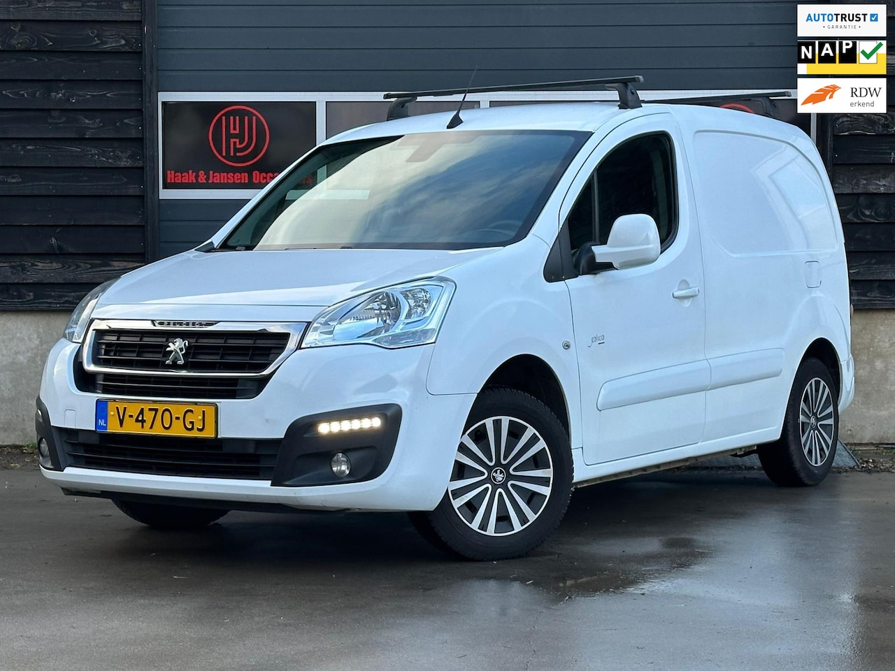 Peugeot Partner - 120 1.6 BlueHDi 100 L1 Première S&S Automaat - AutoWereld.nl