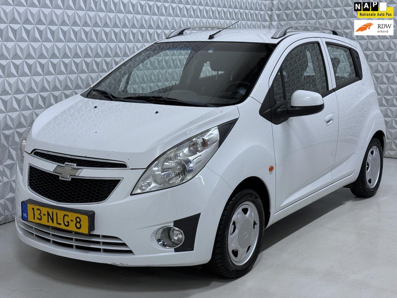 Chevrolet Spark - 1.0 16V LS Bi-Fuel AIRCO / LPG-G3 (2010) - AutoWereld.nl