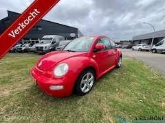 Volkswagen New Beetle - 2.0 Highline