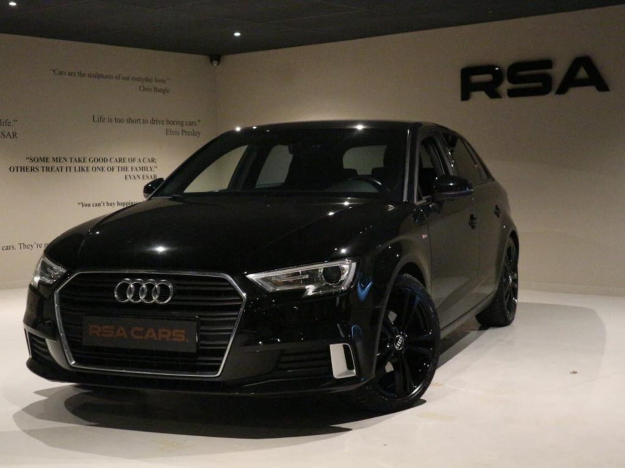 Audi A3 Sportback - 1.5 TFSI S-Line / LED / Stoelverwarming / - AutoWereld.nl