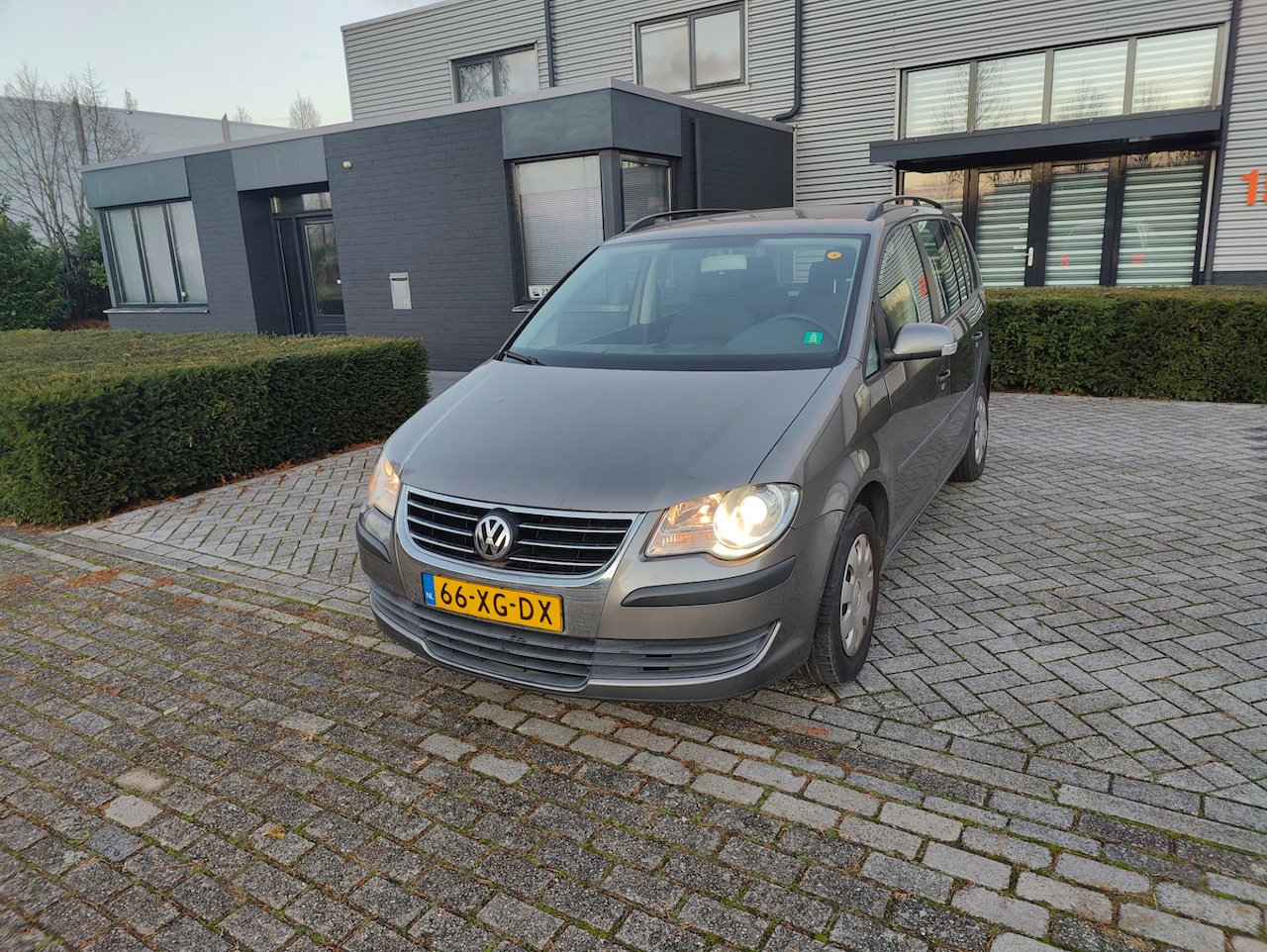 Volkswagen Touran - 1.4 TSI Optive 2007 Ecc Airco Nap - AutoWereld.nl