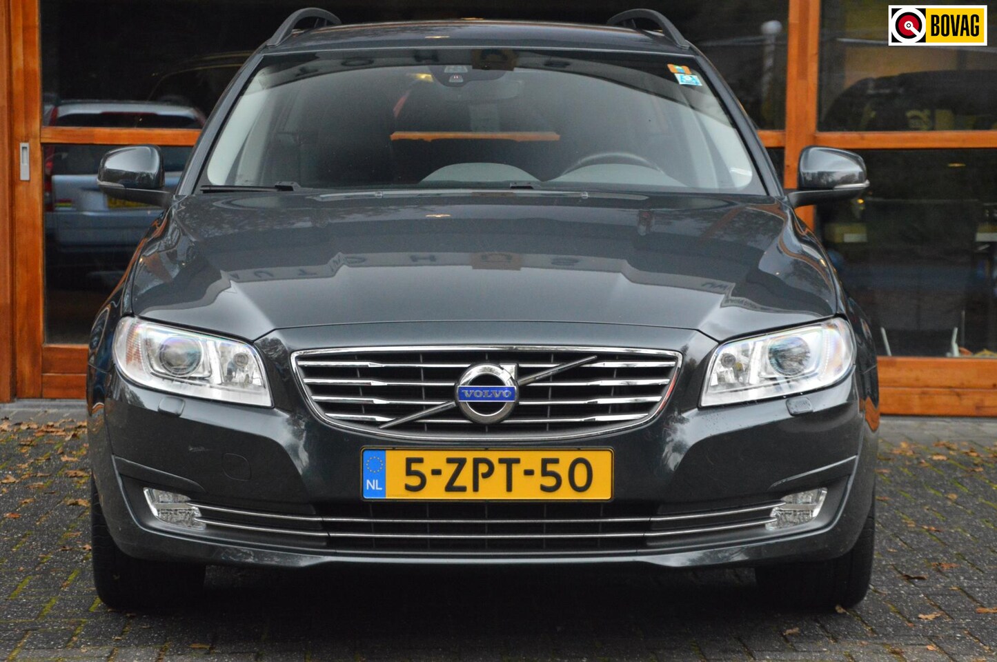 Volvo V70 - T4 Nordic+ | standkachel | stoelverwarming | On-Call | Leder Bekleed | Cruise-Control | - AutoWereld.nl