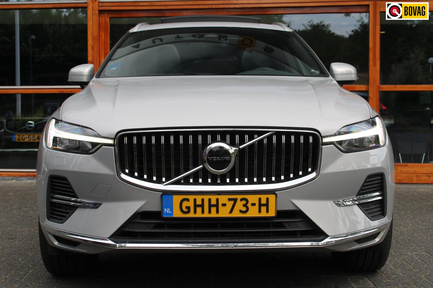 Volvo XC60 - Hybride Long Range T6 AWD Bright | Camera | Pilot-assist | Schuif/Kantel-dak | Standkachel - AutoWereld.nl