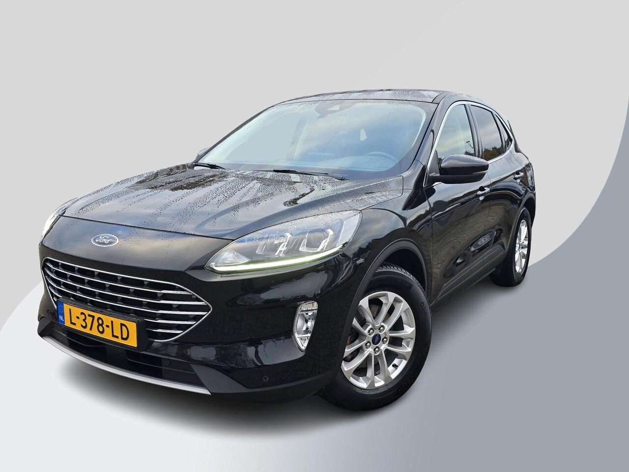 Ford Kuga - 1.5 EcoBoost Titanium X 150pk Trekhaak | 1.800kg Trekgewicht | Winterpack | Draadloos opla - AutoWereld.nl