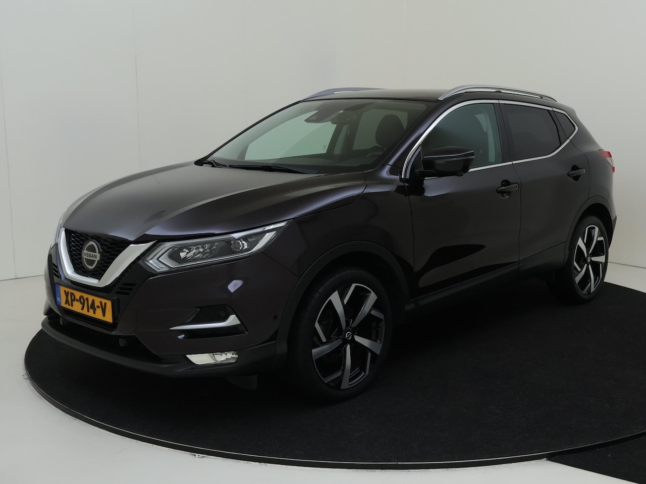 Nissan Qashqai - 1.3 DIG-T Tekna | Panorama-dak | 360 Camera | Navigatie | Climate Control | Keyless | LED - AutoWereld.nl