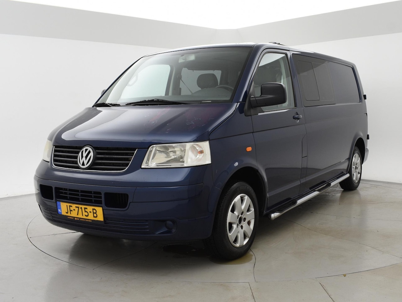 Volkswagen Transporter Kombi - 2.5 TDI LANG *CAMPER KENTEKEN* 5-PERS. + NAVIGATIE / TREKHAAK / AIRCO / CRUISE CONTROL - AutoWereld.nl