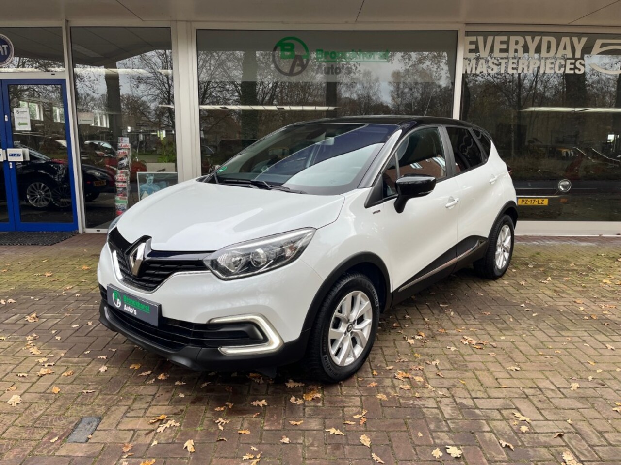 Renault Captur - 1.3 TCE INTENS Limited. - AutoWereld.nl