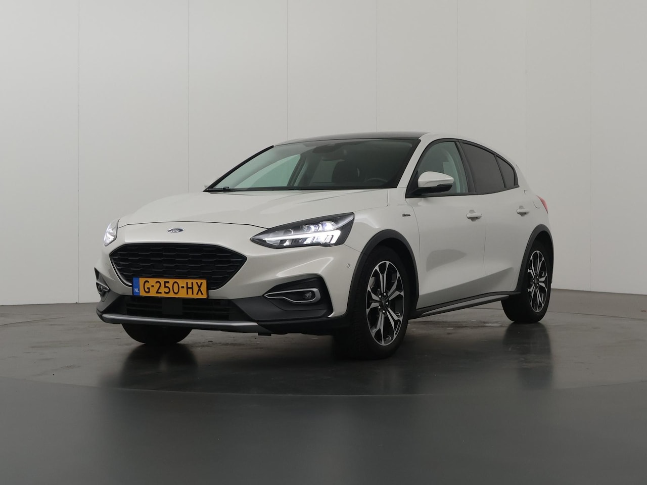 Ford Focus - 1.0 EcoBoost Active Business | Panoramadak | Adaptive Cruise Control | B&O Premium Audio | - AutoWereld.nl