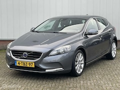 Volvo V40 - 1.6 D2 Summum