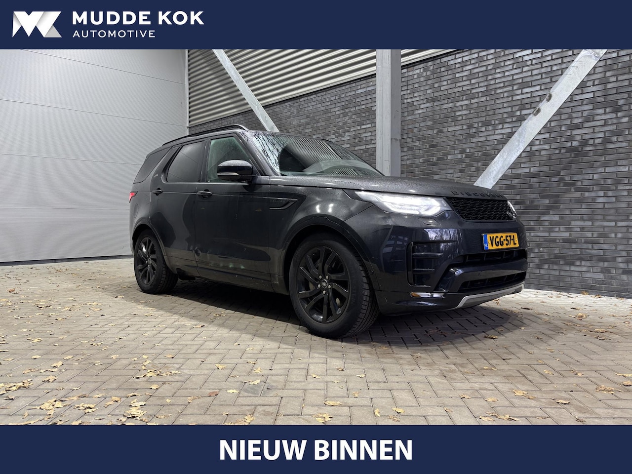 Land Rover Discovery - 3.0 Sd6 HSE | COMMERCIAL | Panoramadak | Trekhaak | Stoel+Stuurverwarming | 20 Inch - AutoWereld.nl