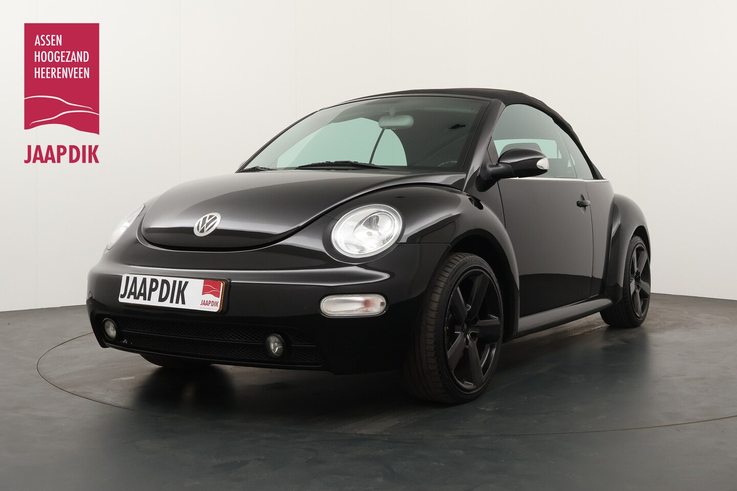 Volkswagen New Beetle Cabriolet - BWJ 2003 2.0 116 PK TREKHAAK / ELEK. CABRIODAK / AIRCO / CRUISE / LMV 18 INCH / ELEK. RAME - AutoWereld.nl