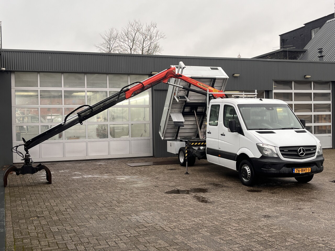 Mercedes-Benz Sprinter - 516 2.2 CDI 432 Laadkraan Palfinger Airco  Knijper Rotator Trekhaak 2000 kg 2-Persoons Air - AutoWereld.nl