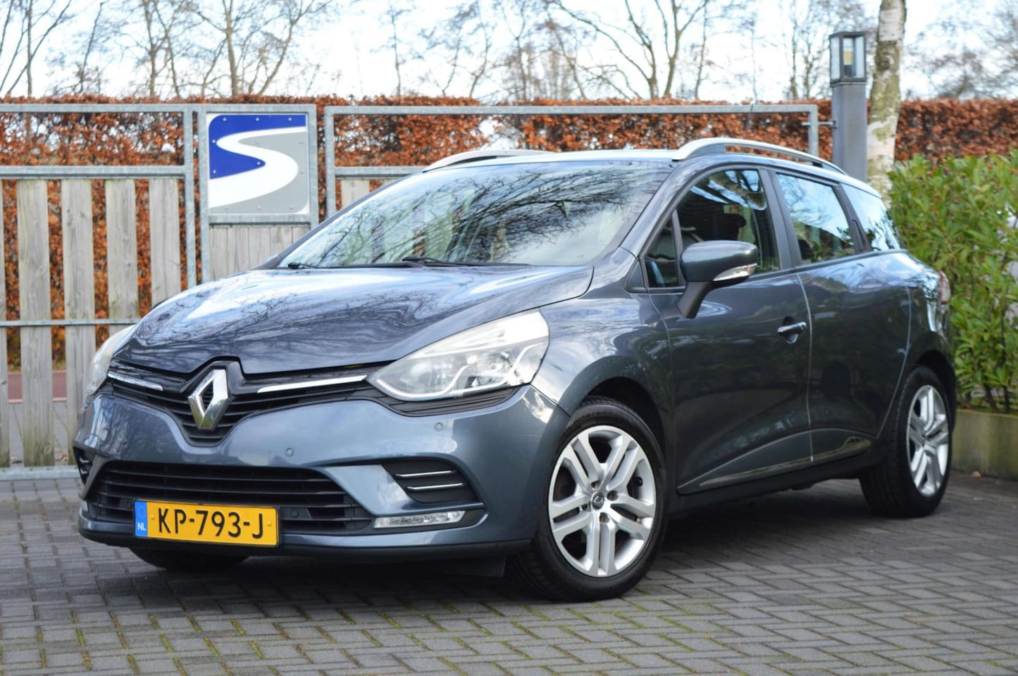 Renault Clio Estate - 0.9 TCe Zen - Airco|Navi|Cruise|PDC - AutoWereld.nl