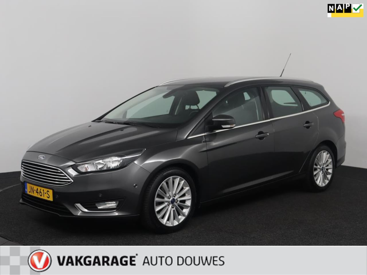 Ford Focus Wagon - 1.5 Titanium | NAP | - AutoWereld.nl