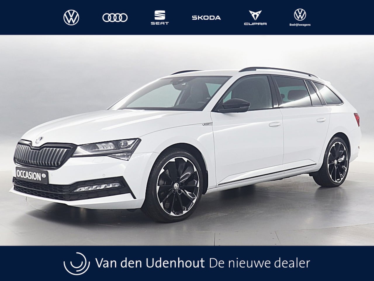 Skoda Superb Combi - 1.4 TSI iV 218pk PHEV Sportline Business / Trekhaak 1600kg / 360 Camera / Memory - AutoWereld.nl