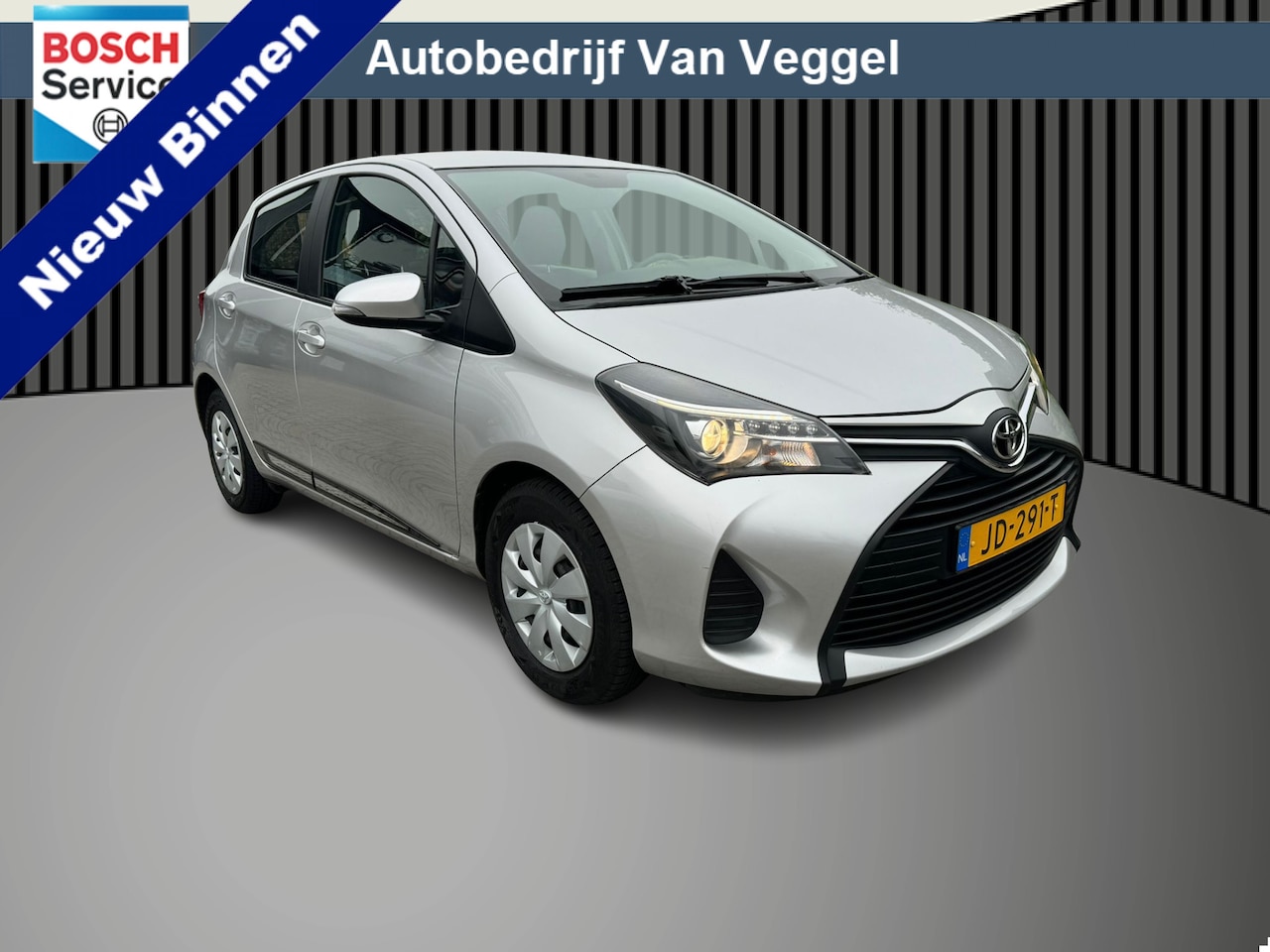 Toyota Yaris - 1.0 VVT-i Now airco, trekhaak, centr vergr, - AutoWereld.nl