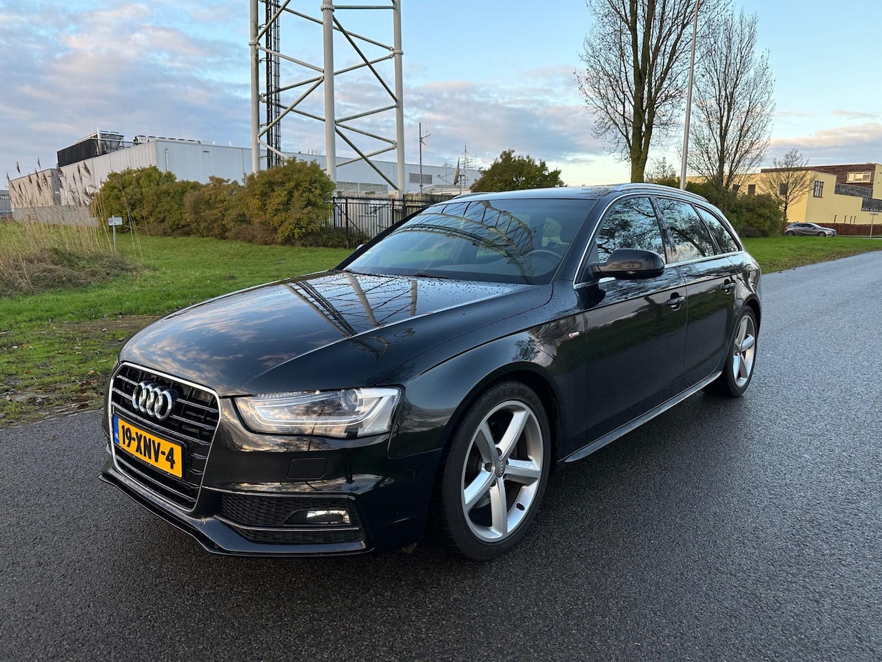 Audi A4 Avant - 1.8 TFSI S Line Automaat Navi Trekhaak - AutoWereld.nl