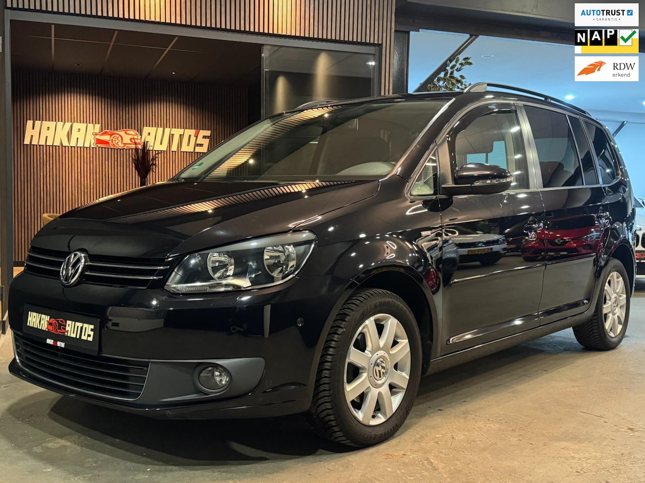 Volkswagen Touran - 1.2 TSI Highline Match | Cruise | Bluetooth | PDC - AutoWereld.nl