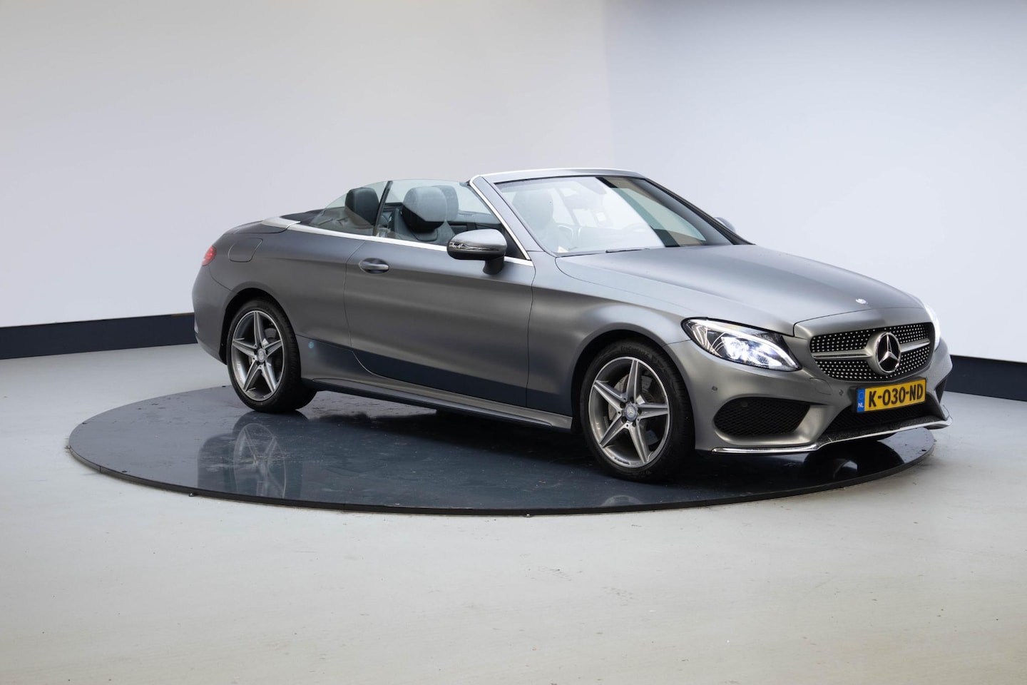 Mercedes-Benz C-klasse Cabrio - 180 Ambition AMG line - AutoWereld.nl