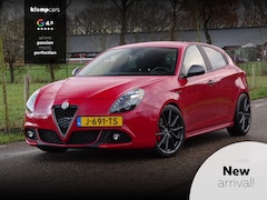 Alfa Romeo Giulietta - 1.4 Turbo Carbon Sprint | Raggazzon | H&S Corse 260PK | Nav | 19 inch TI en nog veel meer