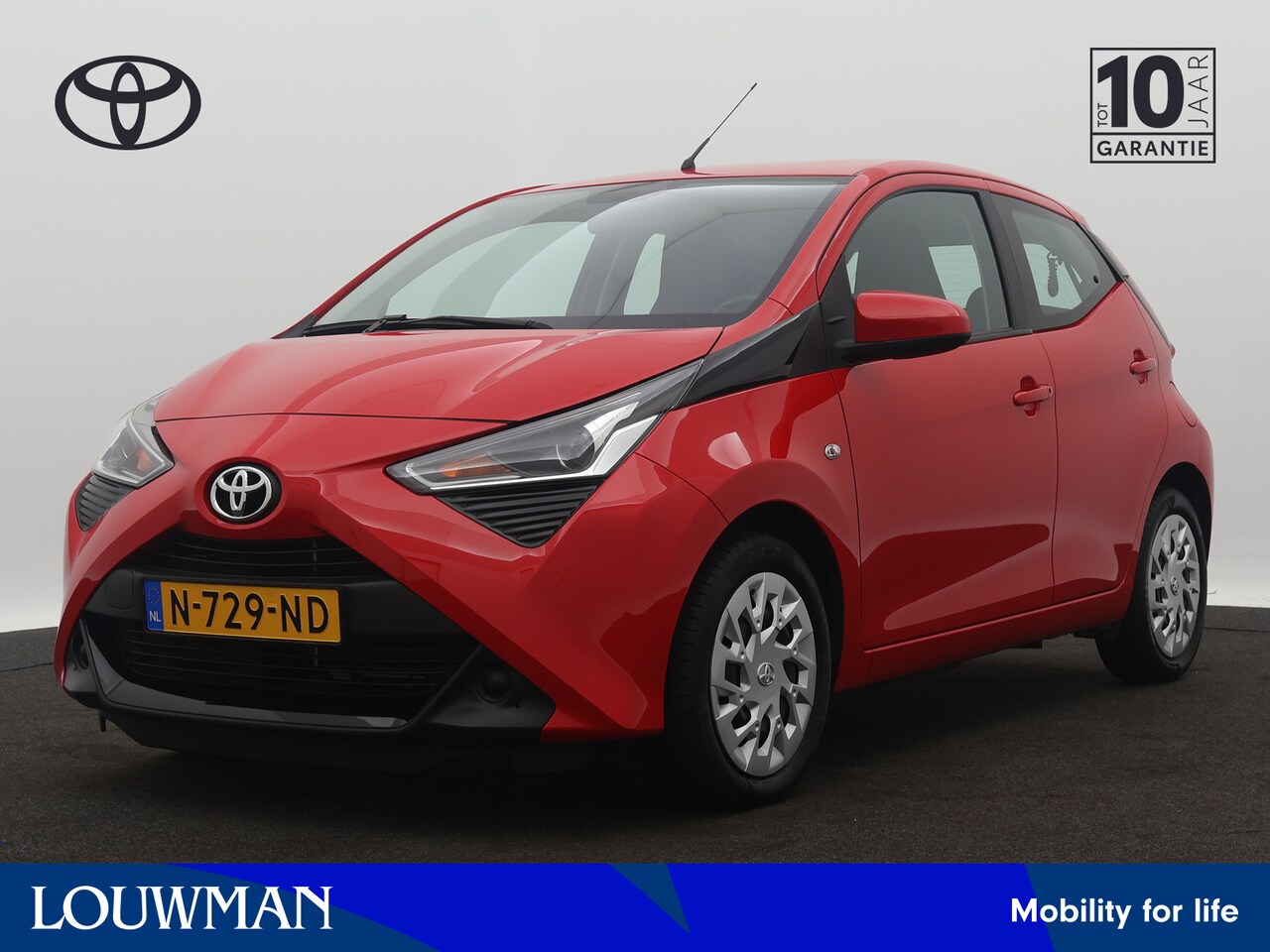 Toyota Aygo - 1.0 VVT-i x-play | Apple Carplay/Android Auto | Airco | Centrale deurvergrendeling met afs - AutoWereld.nl