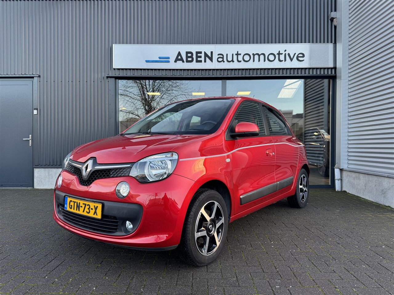 Renault Twingo - 0.9 SCE 90PK Dynamique automaat (NAVI|CAMERA|CRUISE|LMV) - AutoWereld.nl