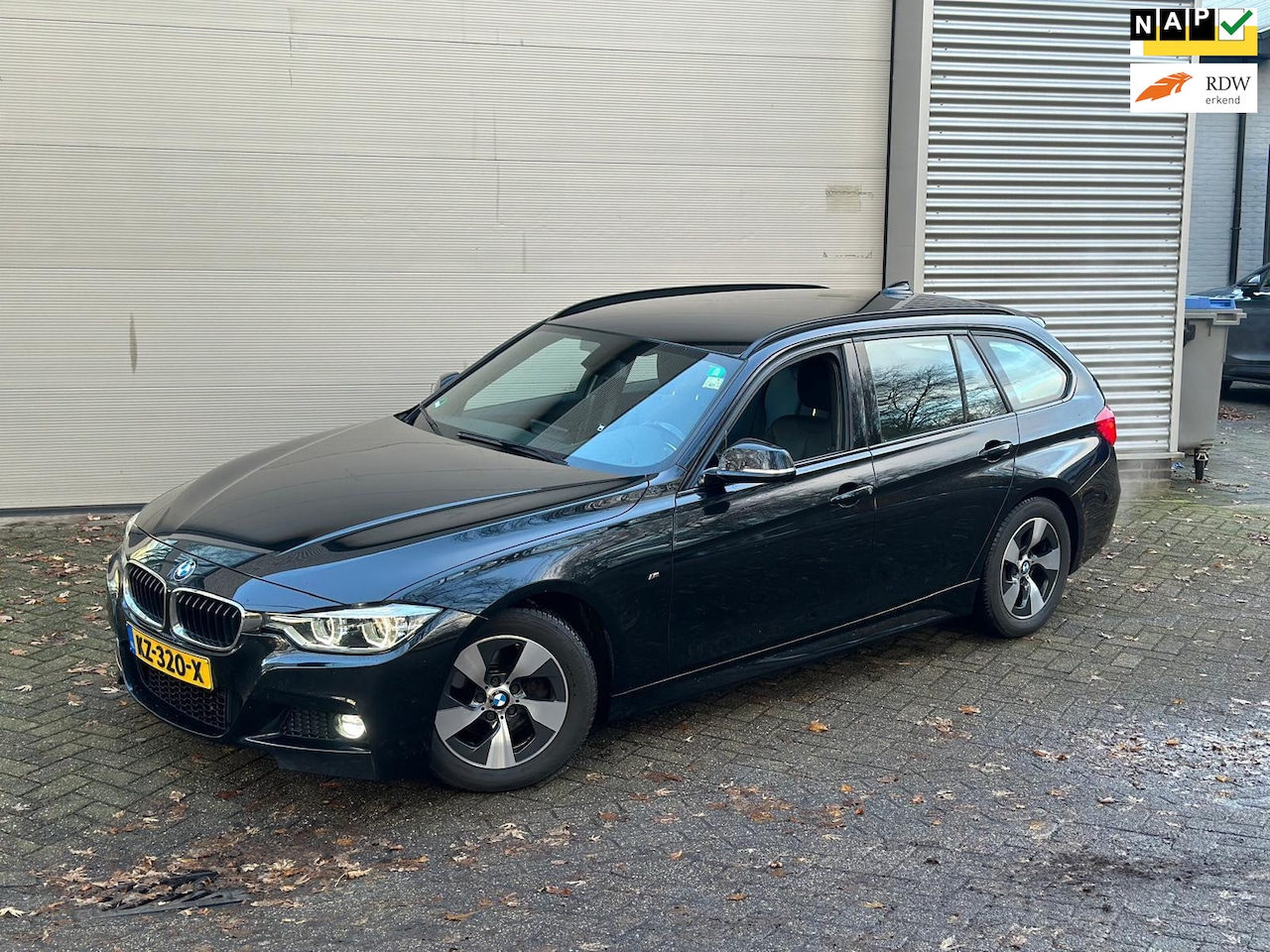 BMW 3-serie Touring - 320i Centennial High Executive / DEALER ONDERHOUDEN / WINTERSET BANDEN-VELGEN - AutoWereld.nl