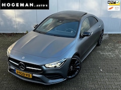 Mercedes-Benz CLA-Klasse - CLA250 225PK PREMIUM AMG PANORAMADAK SFEERVERLICHTING ORIGINEEL NEDERLANDS DEALER ONH FULL