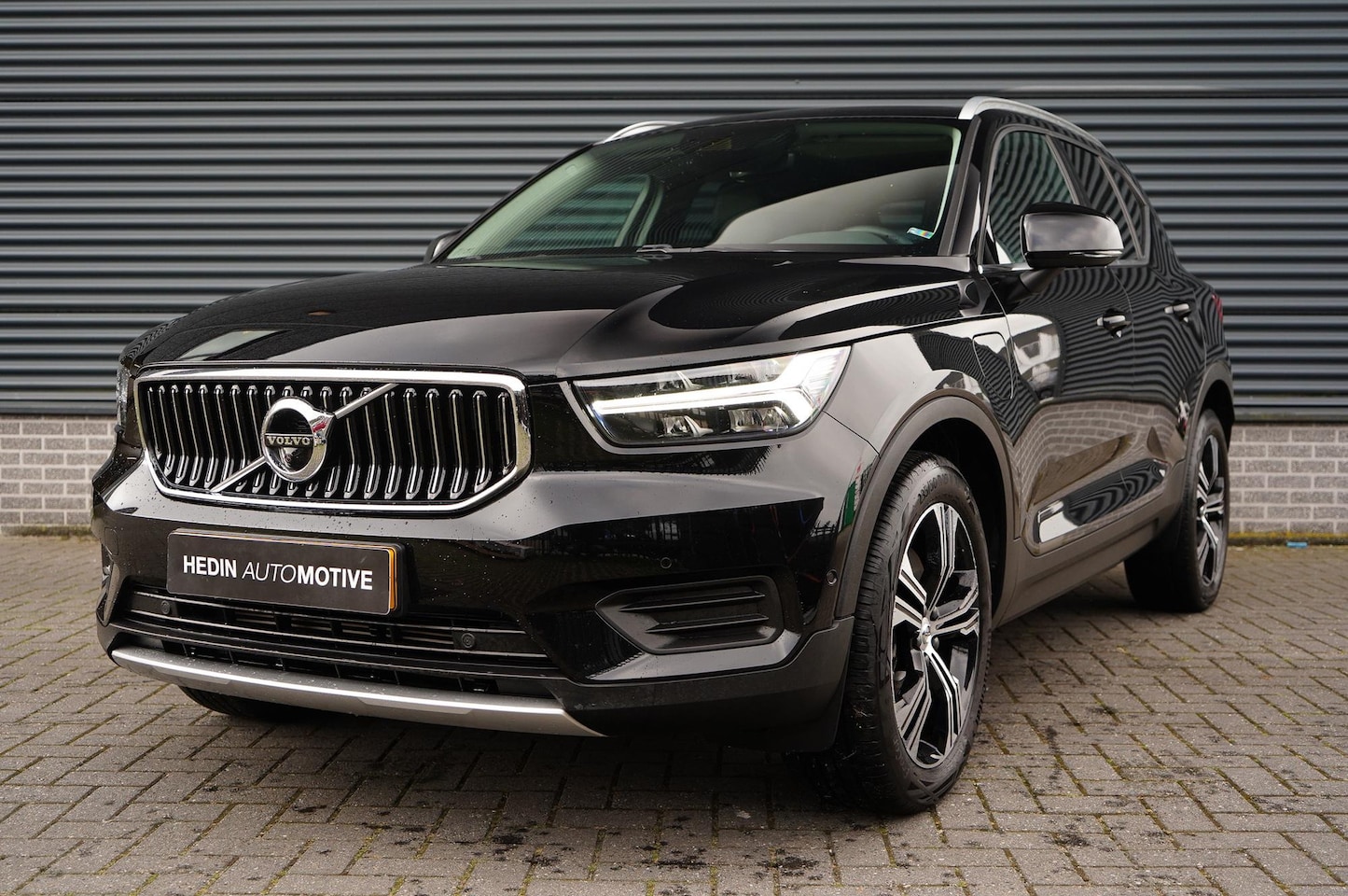 Volvo XC40 - 1.5 T4 Recharge Inscription Elektrisch glazen panorama-dak |Moritz leder interieur | Sensu - AutoWereld.nl