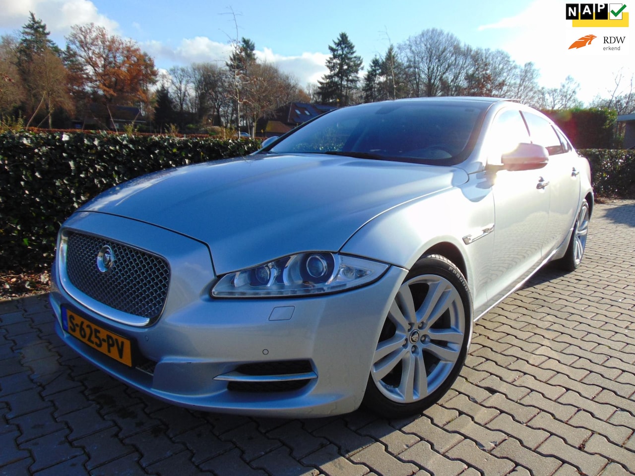 Jaguar XJ - 5.0 V8 Portfolio LWB 5.0 V8 Portfolio LWB , Full Option , Panoramadak / Clima / Camera / Leder / Navi-Multimedi - AutoWereld.nl