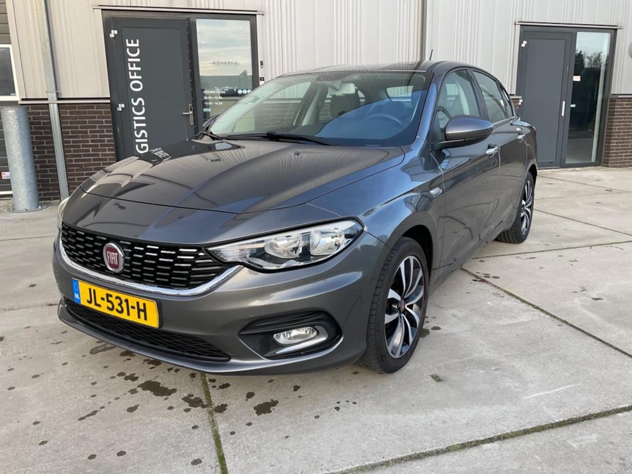 Fiat Tipo - 1.3 MultiJet Lounge Sedan Navi 2016 - AutoWereld.nl